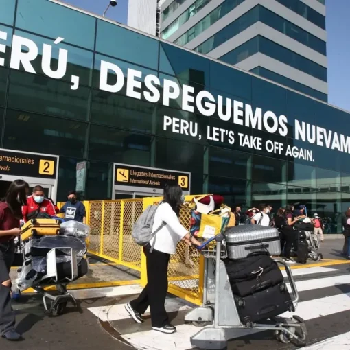 Transporte aéreo a Perú